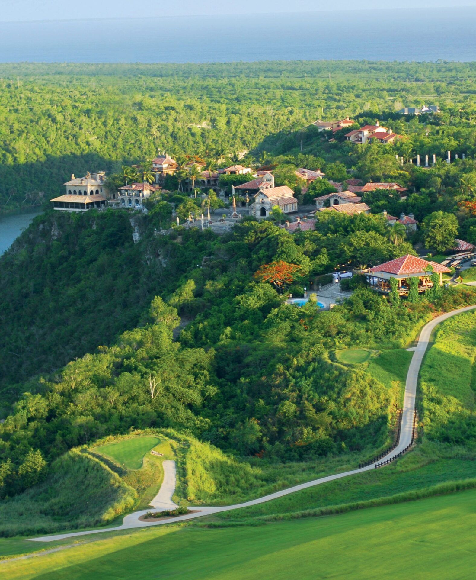 Altos de Chavón y Dye Fore golf en Casa de Campo en República Dominicana