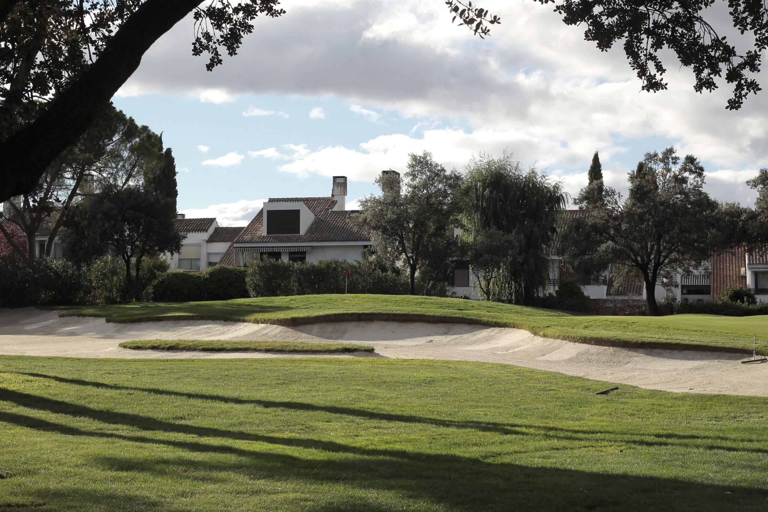 La Moraleja campo de golf en Madrid con Andgolf Travel one of the best golf courses in Madrid