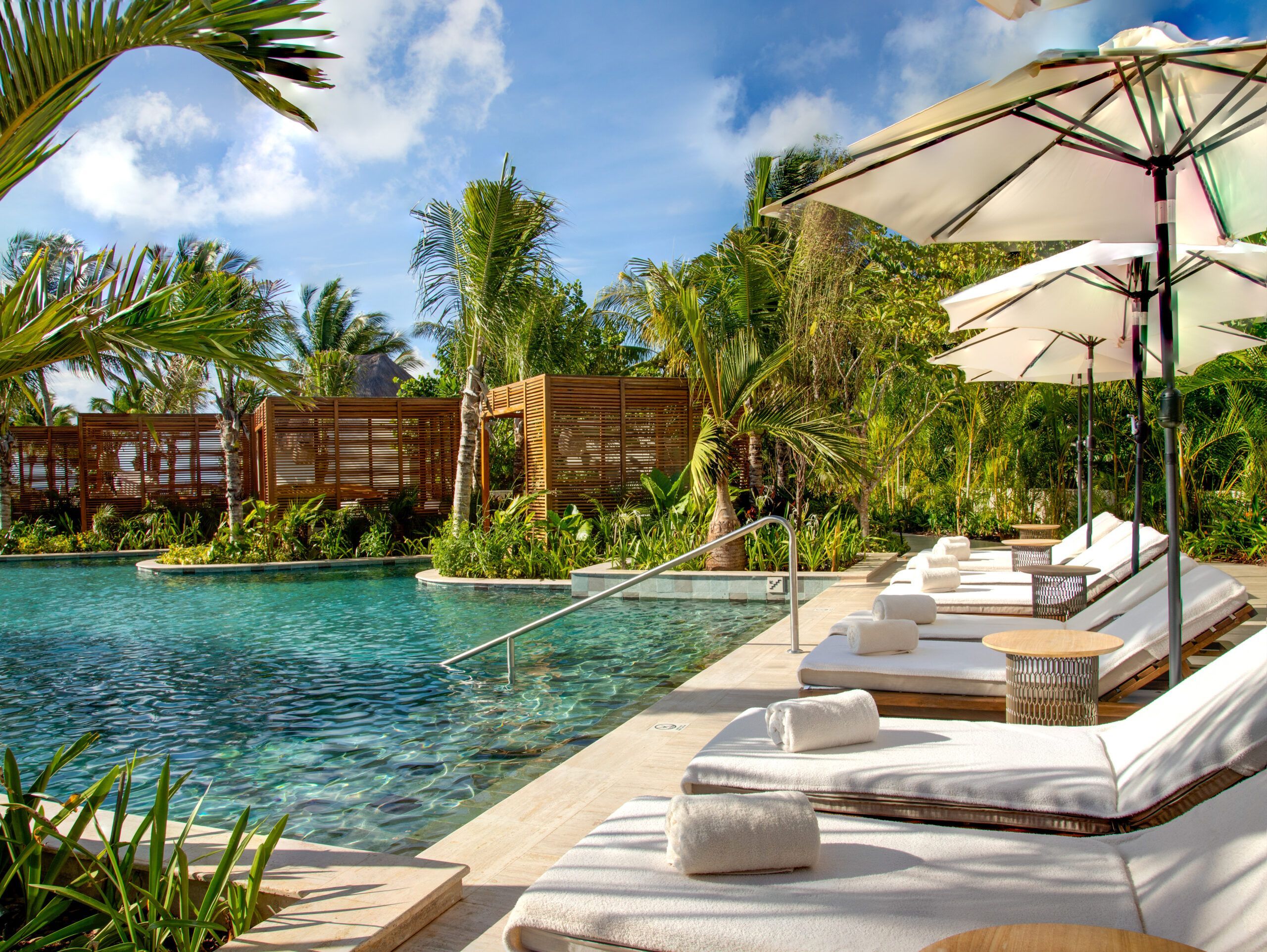 Piscina Fairmont resort de golf en Mayakoba Riviera Maya