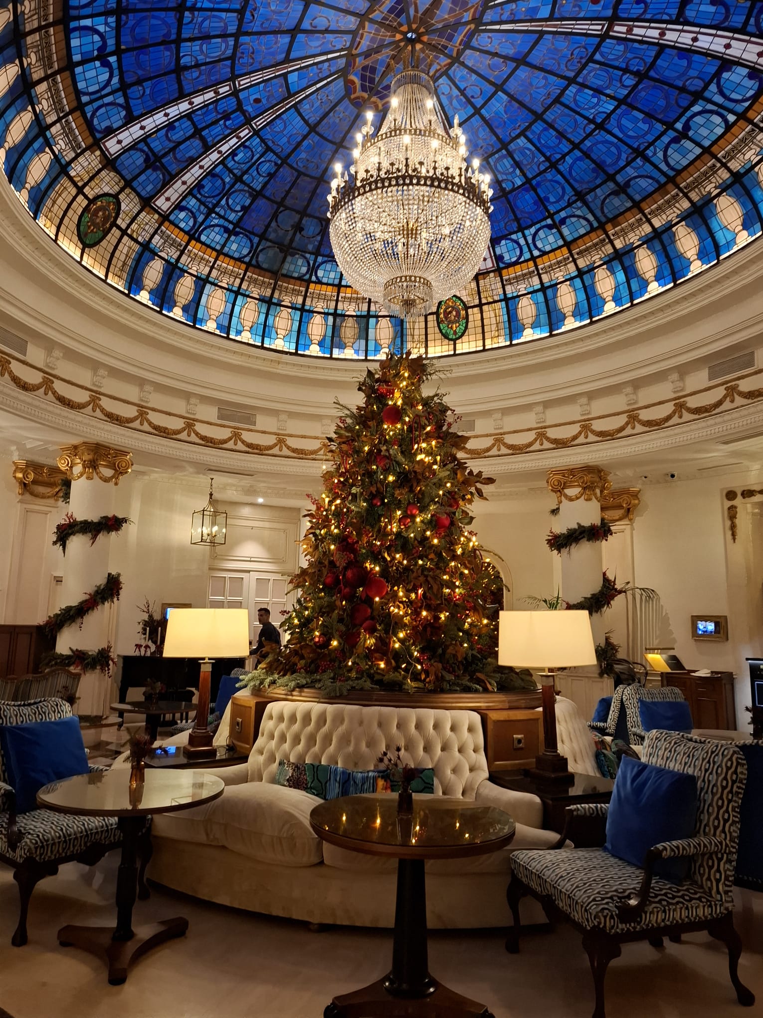 Bar lobby hotel Madrid Andgolf.travel