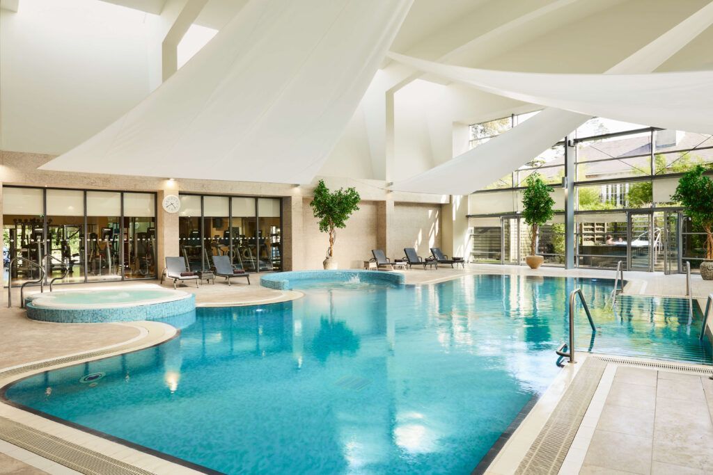 Swimming Pool piscina en The K Club con Andgolf Travel