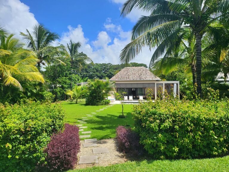 villa-pearl-anahita-golf-club-isla-mauricio-3-dormitorios-jardin-vista-jardinvilla-pearl-anahita-golf-club-isla-mauricio-3-dormitorios-jardin-vista-jardin