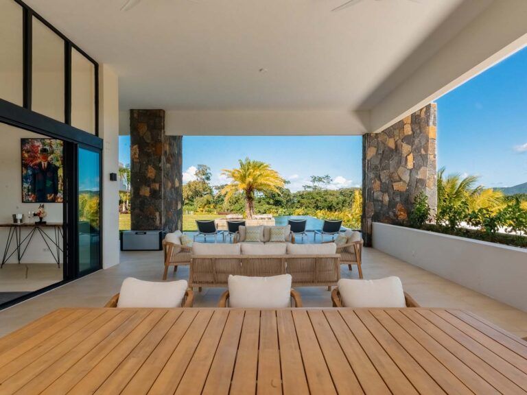 villa-pinnacle-point-anahita-golf-club-isla-mauricio-5-dormitorios-excepcional-porche-comedor
