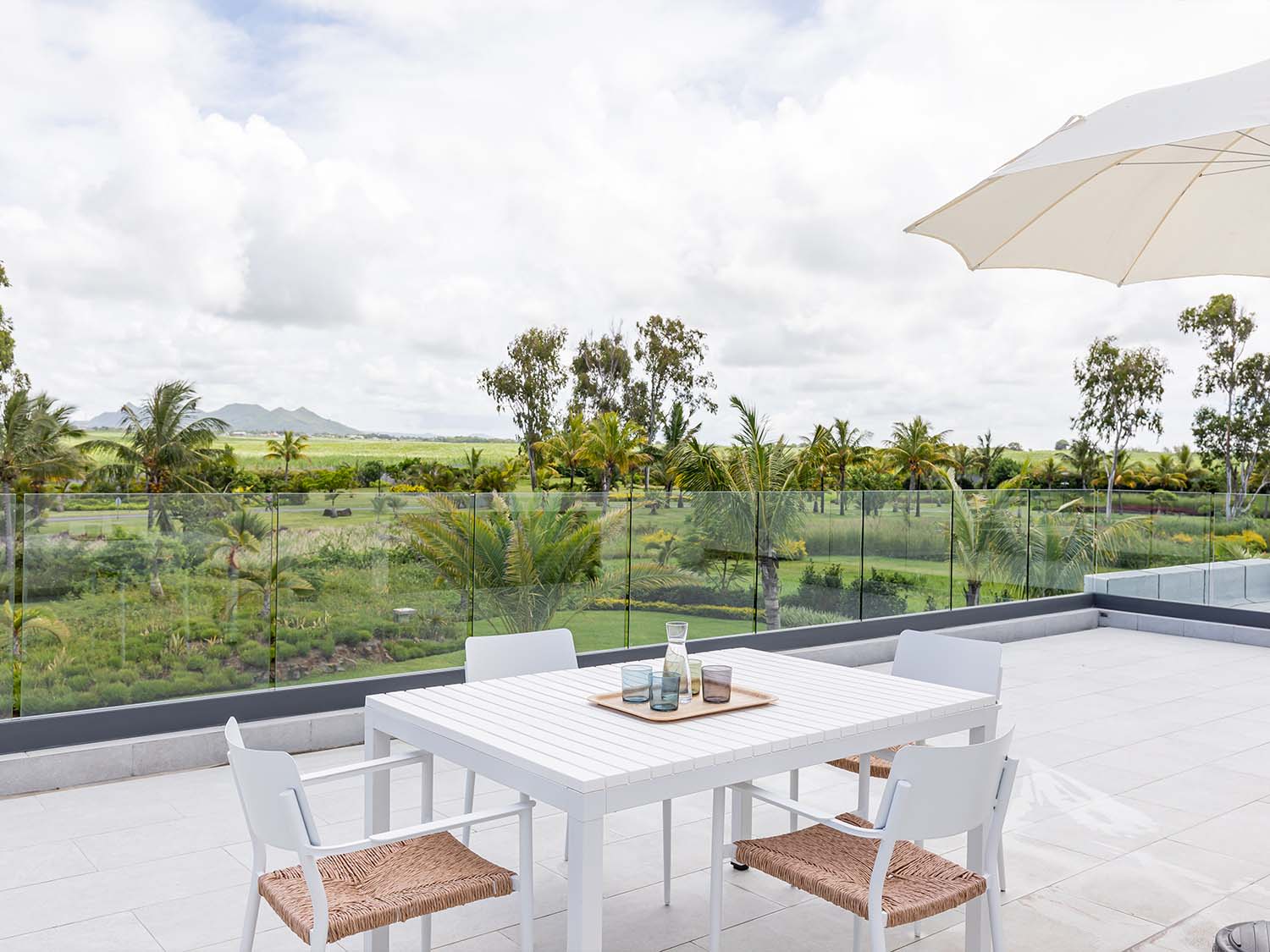 villa-priorat-spirit-anahita-golf-club-isla-mauricio-3-dormitorios-terraza
