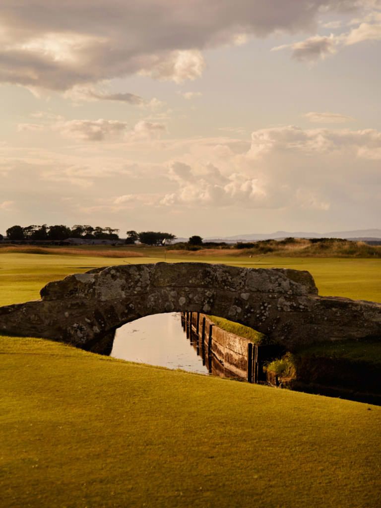 Swilcan bridge St Andrews