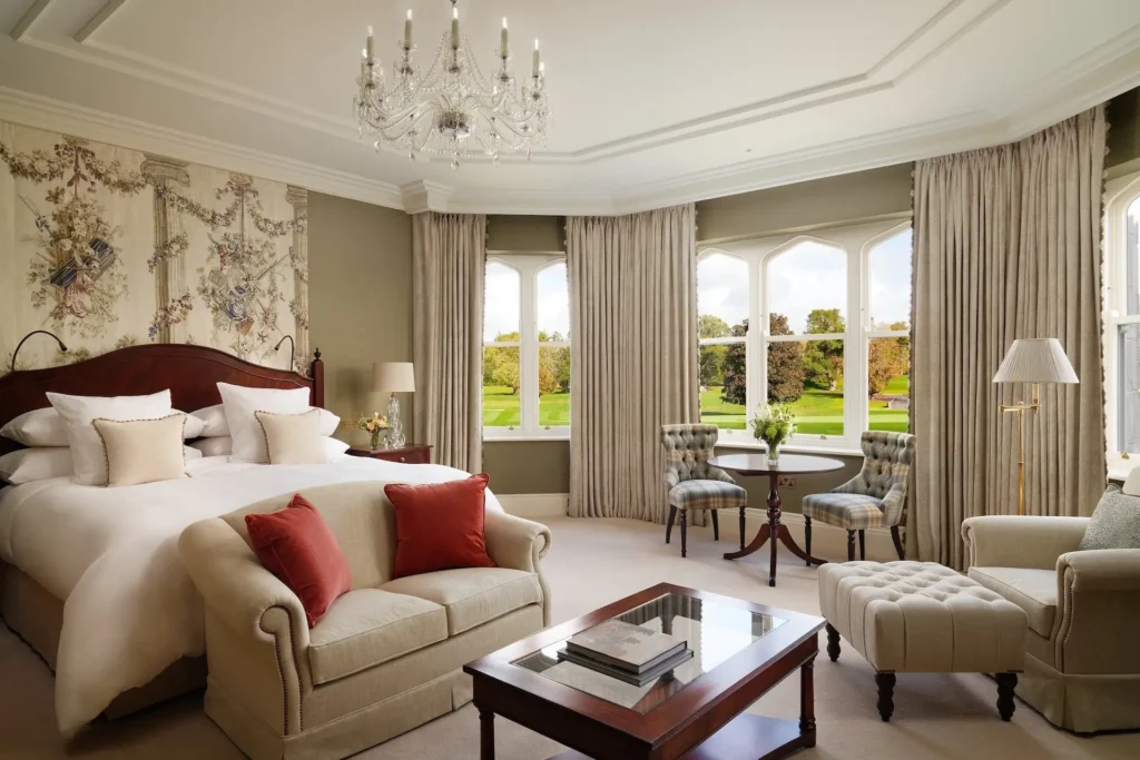 Adare Manor 215StateroomKingBedroomatAdareManor(2)