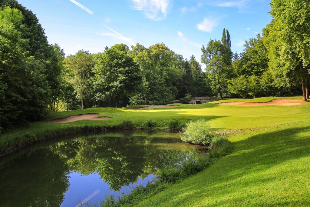 Chateau D'Augerville Paris campo de golf