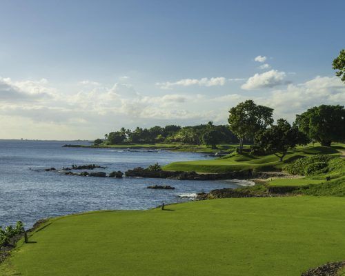 Juega Teeth of the Dog en Casa de Campo en República Dominicana en tu viaje de golf para singles de Andgolf Travel