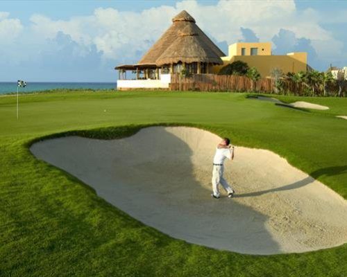 El Camaleón campo de golf en Mayakoba en la Riviera Maya