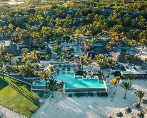 Long Beach Mauricio 5* viajes de golf Andgolf Travel piscina