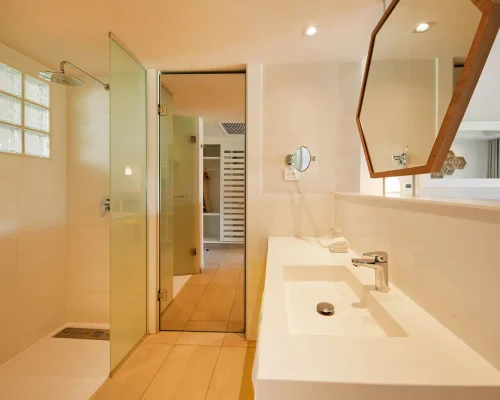 bahia principe grand tulum en riviera maya baños en habitaciones renovadas