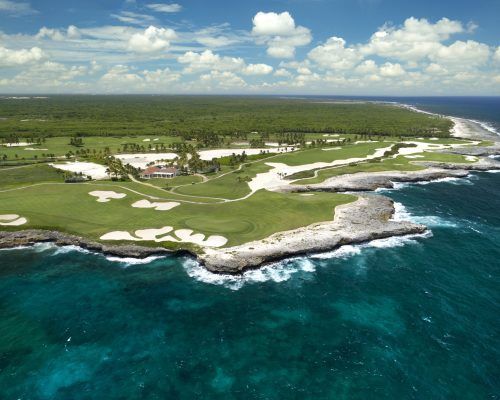 Campo de golf Corales en República Dominicana con la agencia de viajes de golf Andgolf Travel